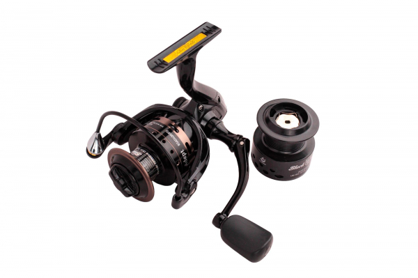 Катушка безынерционная Black Side Adept 4000 FD (4+1 подш.)